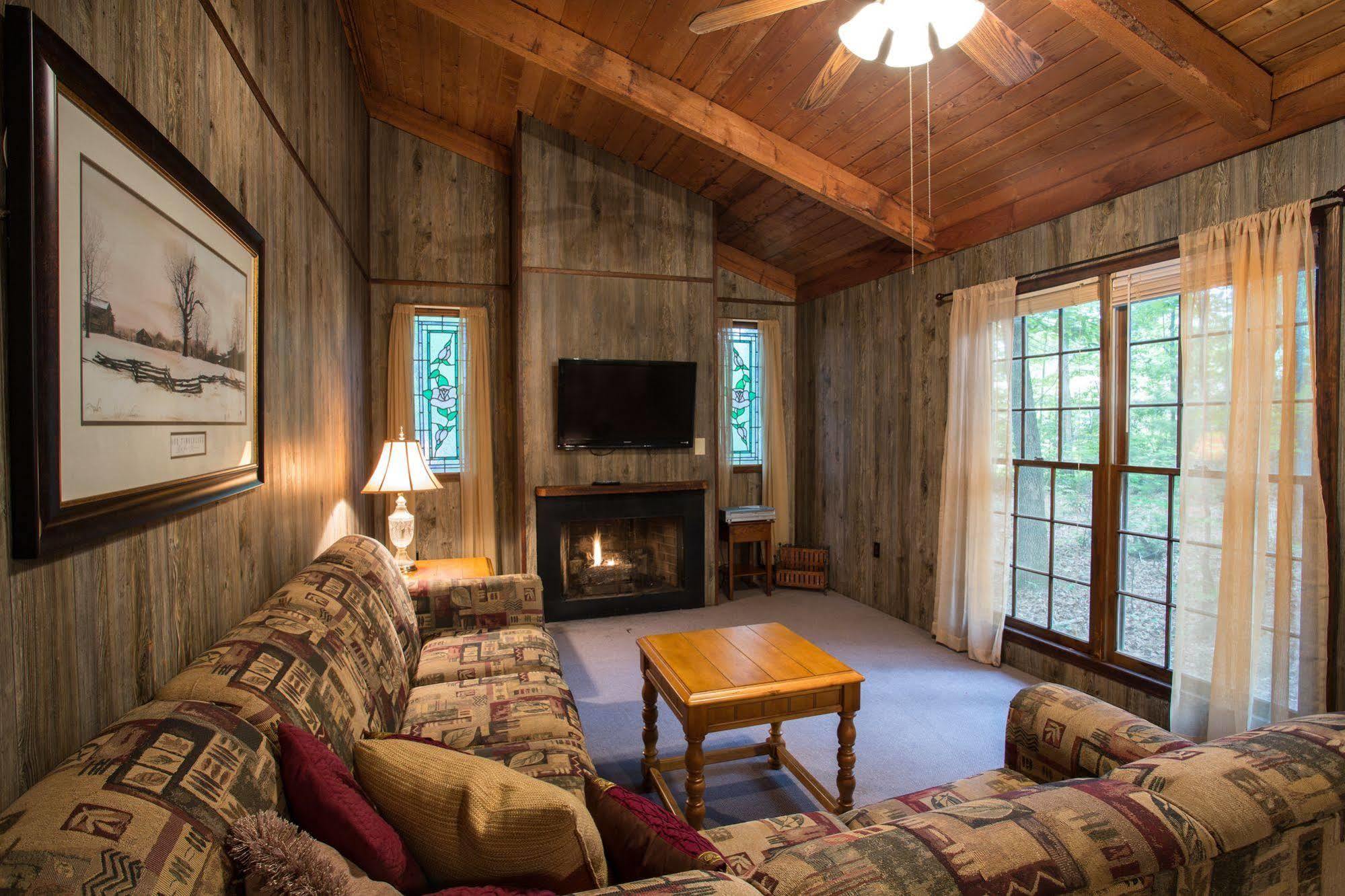 Forrest Hills Mountain Resort Dahlonega Exterior foto